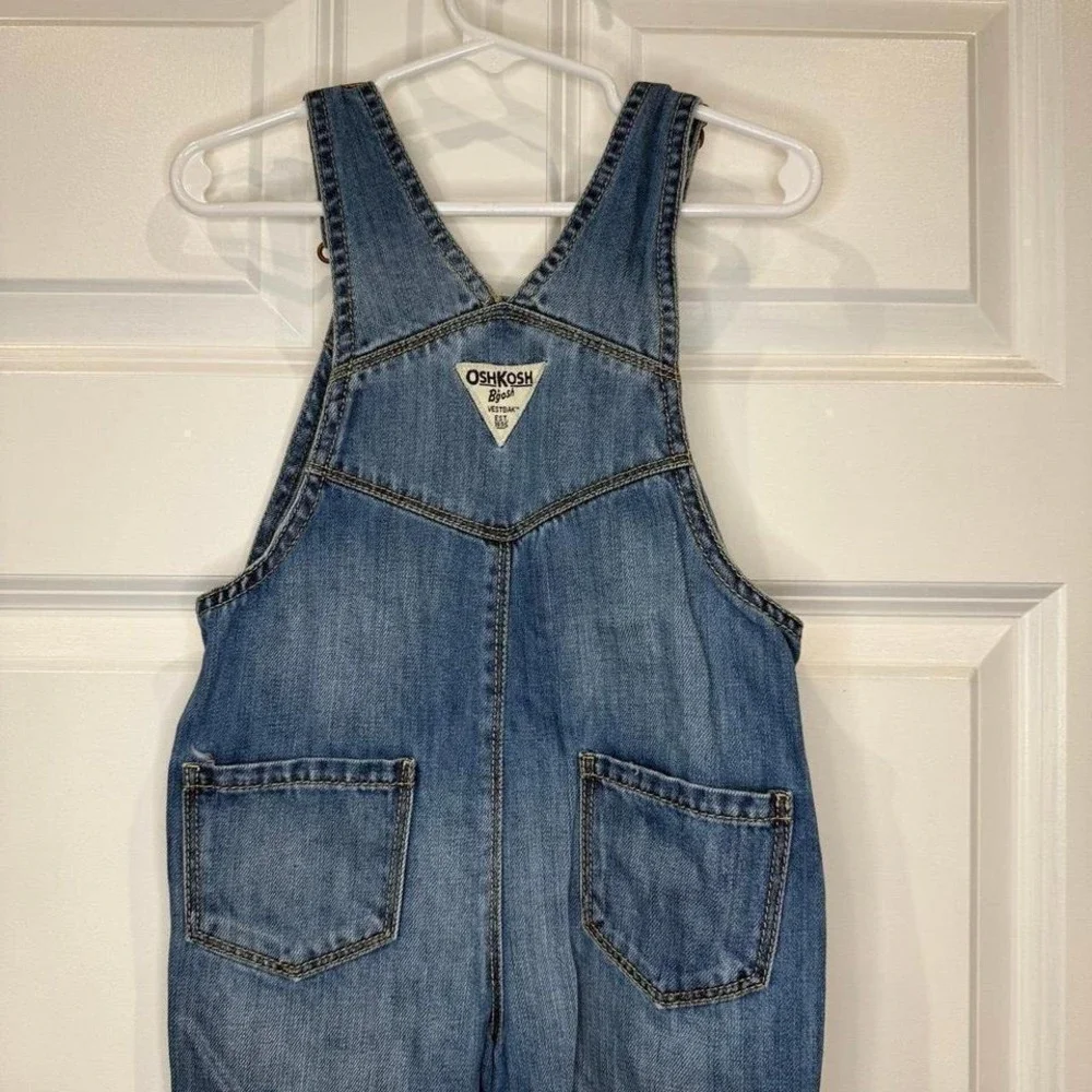 Oshkosh Girls Overalls With‎ Floral Bottoms Size 3T